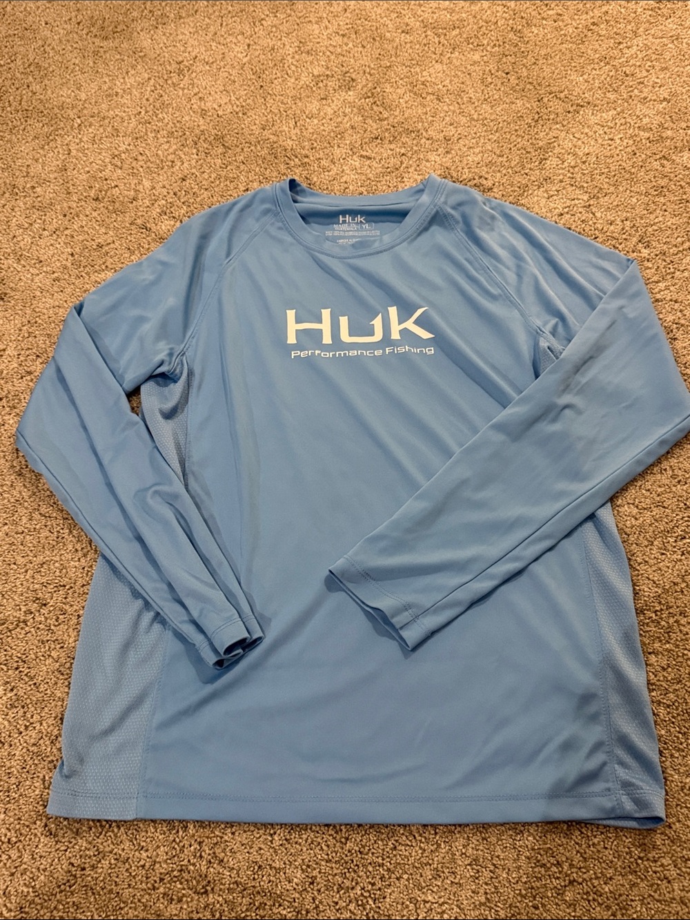 Huk Performance Fishing Rash Guard — Light Blue - Picture 2 of 3